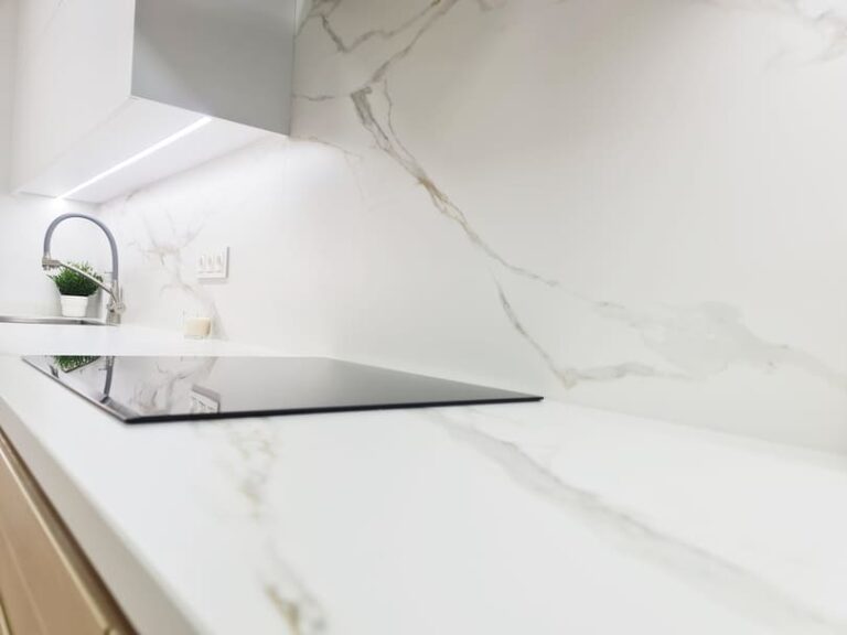 reforma integral orihuela cocina encimera primer plano