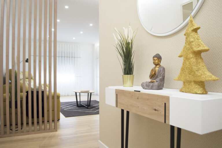 reforma integral orihuela entrada vista detalles mueble